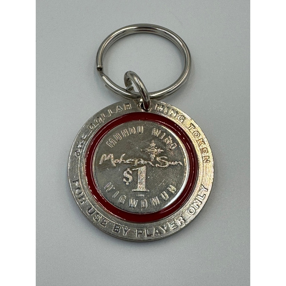 Mohegan Sun $1 Gaming Token Keychain Mundu Wigo Wigwomun Casino Souvenir